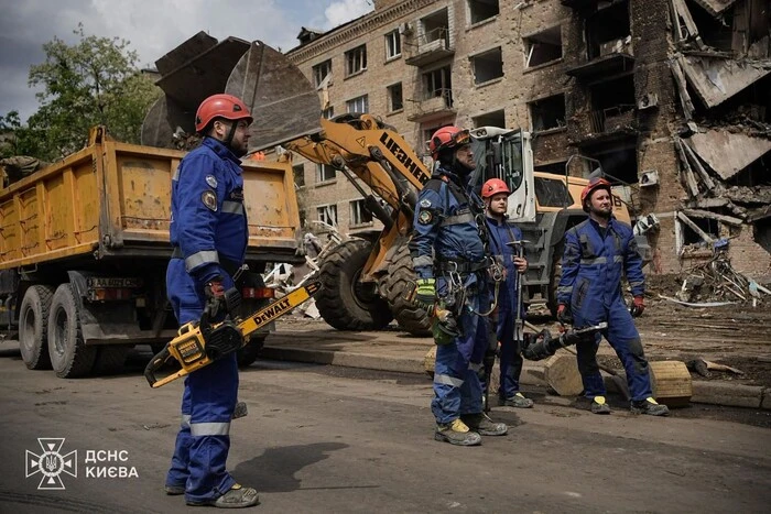 Головна 106 Надходження транспорту до Києва після атаки 24 травня: локації, де…