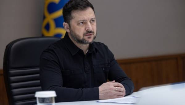 Головна 57 Зеленський: Якщо російська бойова машина витримає, її наступні атаки можуть бути спрямовані…