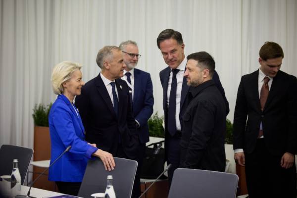 Зеленський: Єреванський саміт показав ширину нашої солідарності 10