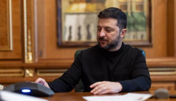 Головна 74 Зеленський провів переговори з Коштою щодо залучення європейських представників до мирних зусиль.