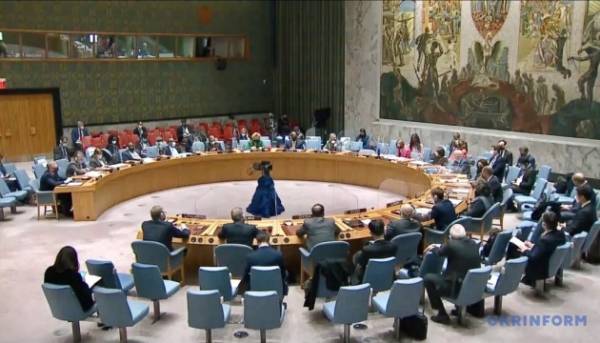 Головна 111 Рада безпеки ООН проводить термінове засідання через нову масштабну атаку Росії проти України.