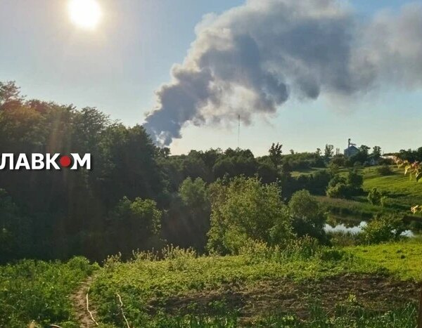 Київщину атакують Шахеди: дим здіймається над місцем нападу (оновлено)
