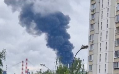 Головна 91 В Москве пылает НПЗ после атаки Украины — видео