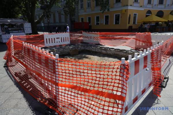 На Приморському бульварі в Одесі розпочалися нові археологічні дослідження – пошук фортеці Хаджибей. 4