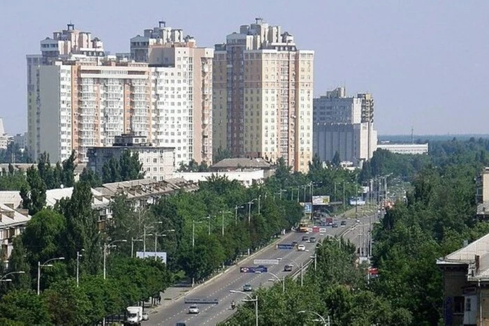 Рух проспектом Леоніда Каденюка буде обмежено до 3 липня (схема)