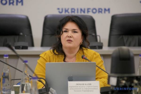 За останні роки в театрах восьми міст з'явилося 11 постановок за мотивами "Енеїди". 16
