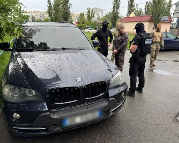 Ексвійськового підозрюють у підготовці замаху на заступника голови Координаційного штабу. 8 Ексвійськового підозрюють у підготовці замаху на заступника голови Координаційного штабу. 8