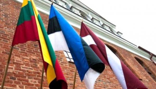 Країни Балтії просять ЄС швидше запровадити ембарго на російську нафту&hellip;
