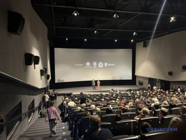 У Чернівцях розпочався п'ятий фестиваль кіно для глядачів Миколайчук OPEN 21 У Чернівцях розпочався п'ятий фестиваль кіно для глядачів Миколайчук OPEN 21