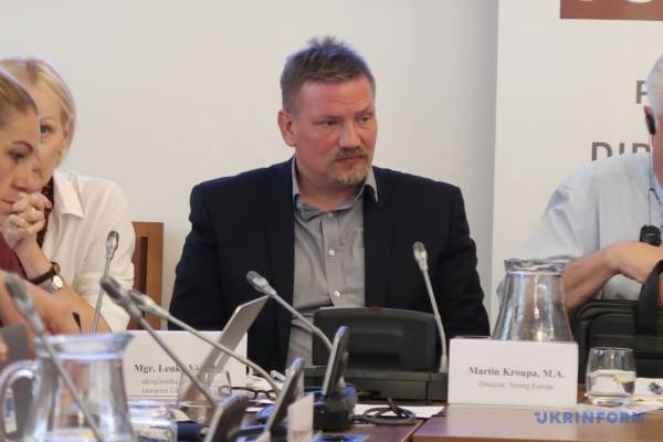 У Празі обговорили потенційний розкол Російської Федерації та підтримку України з боку Чехії 12