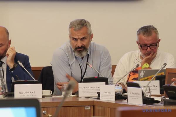 У Празі обговорили потенційний розкол Російської Федерації та підтримку України з боку Чехії 9
