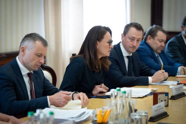 Свириденко провела зустріч із представниками МВФ 8