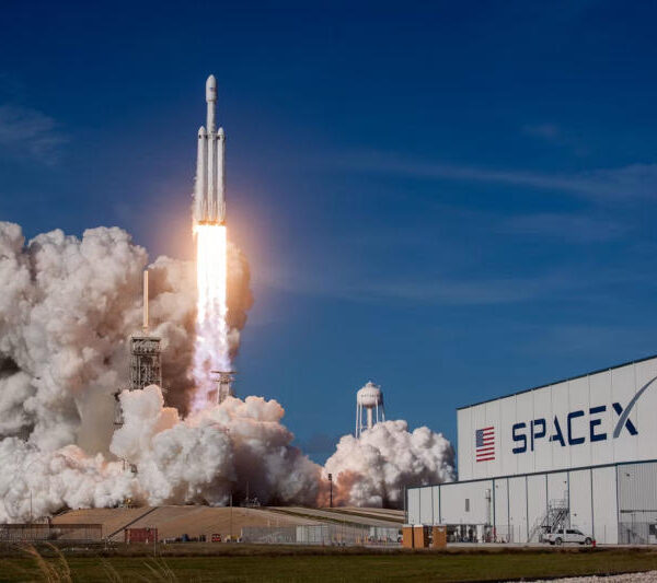 SpaceX-ф’ючерси: треті за популярністю на криптобіржах після BTC та ETH