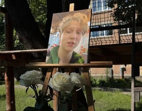 Київ оплакує 12-річного Григорія Глушича, який загинув у резонансній автомобільній&hellip;
