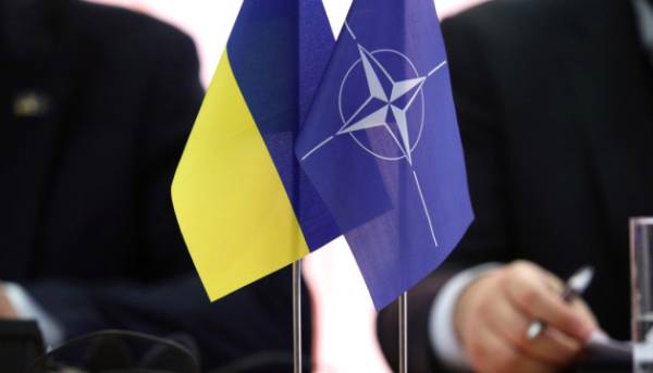 Саміт НАТО в Анкарі: союзники обіцяють Україні підтримку та мільярди на озброєння – Politico