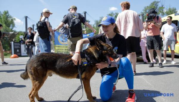 В столиці України вперше відбувся забіг службових собак - встановлено національний рекорд. 22