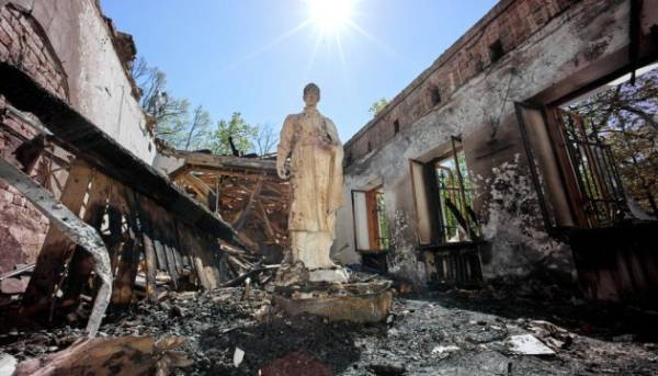 Головна 134 З харківських музеїв за період війни вивезли більше 100 тисяч…