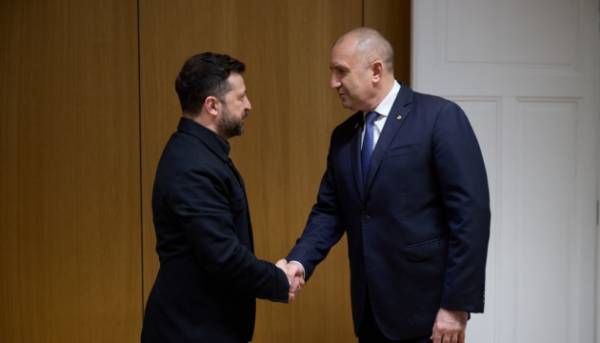 Головна 97 Президент Зеленський провів розмову з прем’єр-міністром Болгарії щодо спільних ініціатив та потенційної співпраці над угодою про безпілотники.