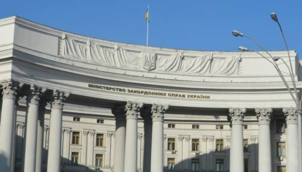 Головна 98 Україна прагне зменшити напруженість у відносинах із Польщею – МЗС