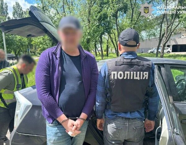 Військовому в Києві вручили підозру за організацію незаконного виїзду з&hellip;