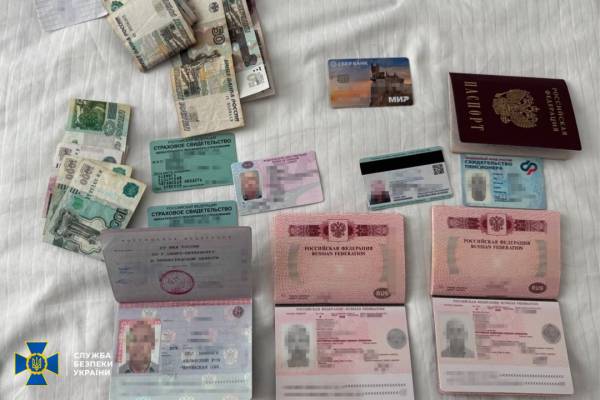 У столиці України затримали колишнього керівника енергетичного відомства Криму, який співпрацював з Росією 6