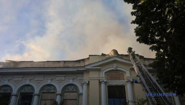 Головна 147 Асоціація митців закликає майстрів долучитися до фондів Харківського художнього музею