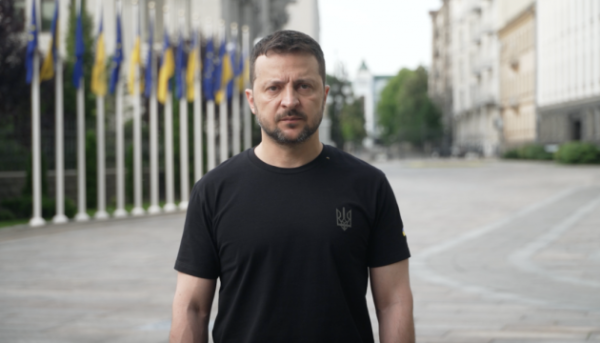 Зеленський: Виробництво зброї повинно стати рушієм української економіки 13 Зеленський: Виробництво зброї повинно стати рушієм української економіки 13