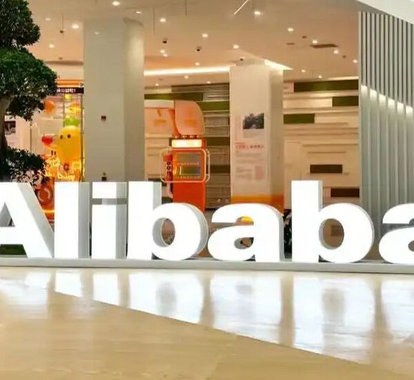 Головна 112 Alibaba позивається до Пентагону: боротьба за виключення з чорного списку