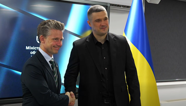 Головна 87 Україна та Швеція поглиблюють співпрацю у сфері оборони.