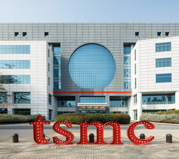 Штучний інтелект та VR пришвидшують зведення заводу TSMC: виробництво 1,4-нм чіпів розпочнеться до квітня 2027 року