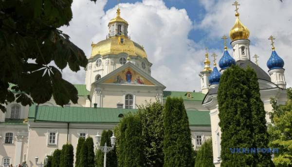 Перевірка показала, що Почаївська лавра пов’язана з РПЦ