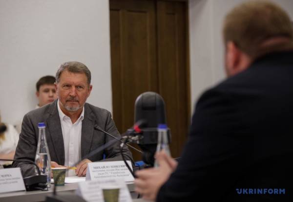 Оператори ринку виступають за чітке регулювання податкового обліку угод щодо фрахтування повітряних суден. 4 Оператори ринку виступають за чітке регулювання податкового обліку угод щодо фрахтування повітряних суден. 4