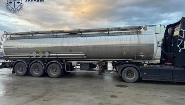 В Україну ввезли контрабандного спирту на суму близько 100 мільйонів гривень.