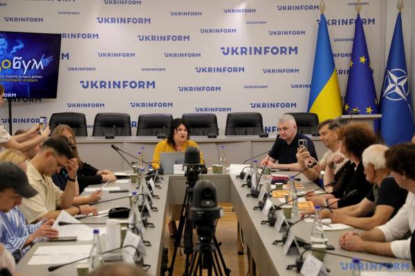 Що сучасний театр знаходить і шукає у «Енеїді»? Феномен «Енеїдобуму» в умовах війни 25 Що сучасний театр знаходить і шукає у «Енеїді»? Феномен «Енеїдобуму» в умовах війни 25