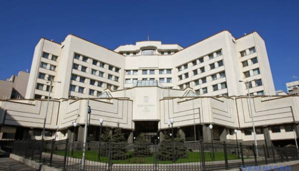 Фінансова обґрунтованість застави тепер вимагатиметься від судів – рішення Конституційного Суду України
