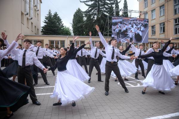 Патріотичне виховання не відбувається за один урок 17 Патріотичне виховання не відбувається за один урок 17