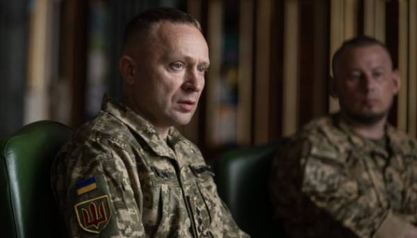 Зеленський: Визначено, що новим Головнокомандувачем Збройних Сил України буде Драпатий. 13