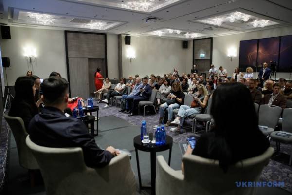 Правозахисники за близько 12 місяців зареєстрували 29 епізодів утисків проти борців з корупцією. 6 Правозахисники за близько 12 місяців зареєстрували 29 епізодів утисків проти борців з корупцією. 6