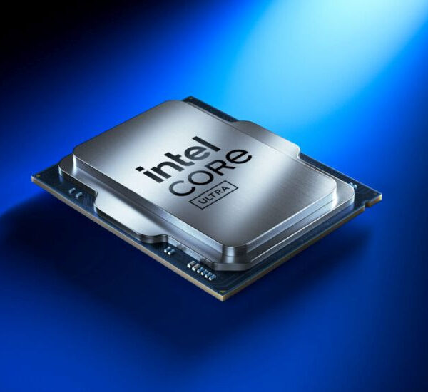 Intel різко підняв ціни на процесори: продажі впали, але дефіцит залишається