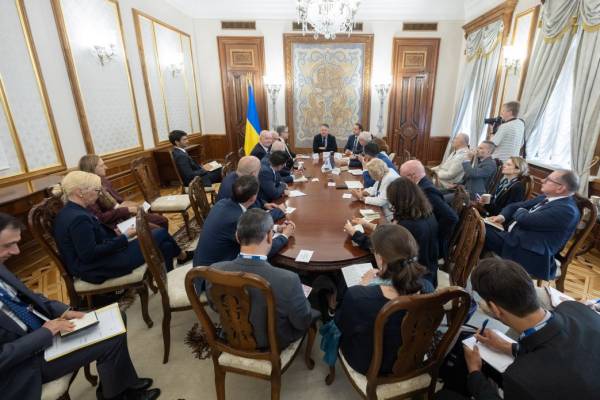 Шлях до миру та підтримка України: Офіс Президента провів зустріч з делегацією ОБСЄ 5 Шлях до миру та підтримка України: Офіс Президента провів зустріч з делегацією ОБСЄ 5