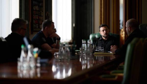 Зеленський провів переговори з Віткоффом та Кушнером щодо посилення дипломатичних зусиль для досягнення миру