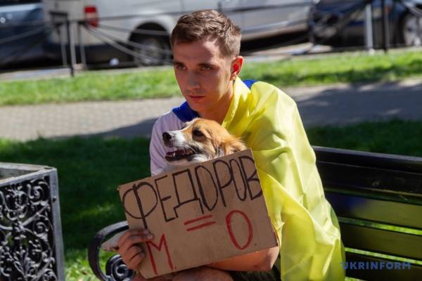 Друга доба протестних акцій: мешканці Києва та інших населених пунктів виступили на захист Федорова 6 Друга доба протестних акцій: мешканці Києва та інших населених пунктів виступили на захист Федорова 6