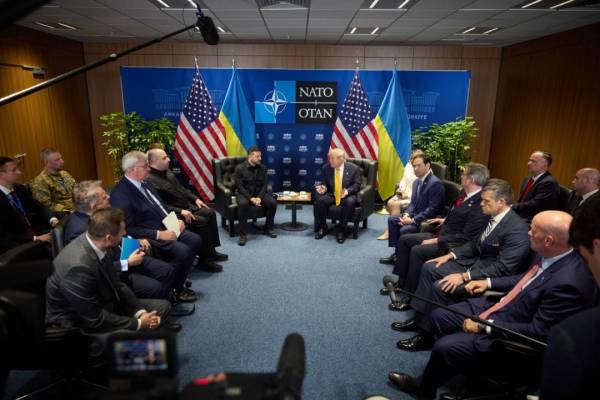 Зеленський щодо зустрічі з Трампом: Обговорено посилення протиповітряної оборони України та наближення миру 6 Зеленський щодо зустрічі з Трампом: Обговорено посилення протиповітряної оборони України та наближення миру 6
