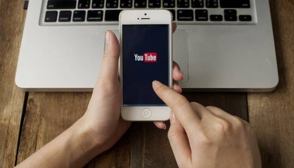Ані Лорак, Басков, Розенбаум: YouTube заблокував в Україні канали артистів, що підтримують військові дії