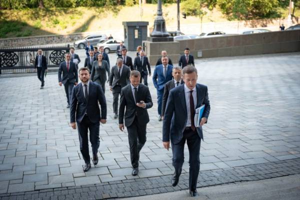 Корецький провів перше засідання свого кабінету 6 Корецький провів перше засідання свого кабінету 6