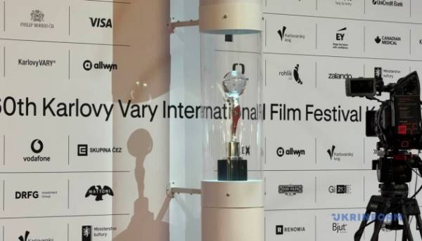 Головна 130 Стрічка «Збір фруктів» здобула «Кришталевий глобус» на фестивалі в Карлових…