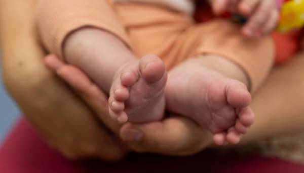 Народжуваність в Україні в чотири рази нижча за рівень смертності.