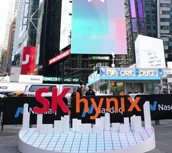 SK hynix прискорює розробку 3D-стекованої DRAM: інновація, що переосмислить швидкість пам’яті