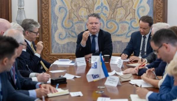 Шлях до миру та підтримка України: Офіс Президента провів зустріч з делегацією ОБСЄ