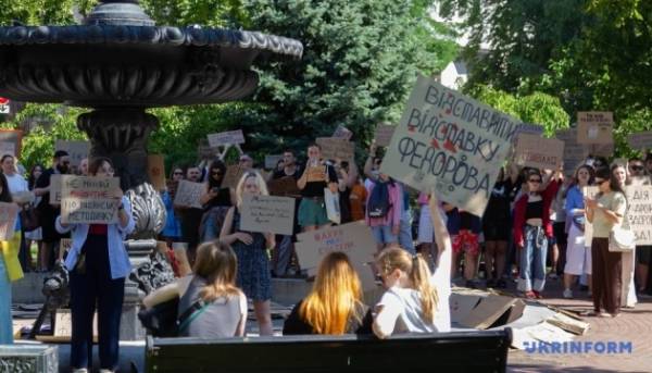 Головна 86 Друга доба протестних акцій: мешканці Києва та інших населених пунктів…